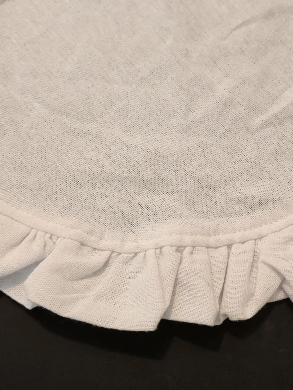 Ruffle White Doily (Set Of 2)